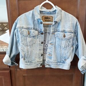 Cropped Levi's Jean Jacket